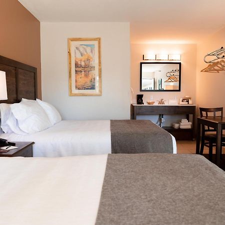 Riviera Motor Lodge Saratoga エクステリア 写真